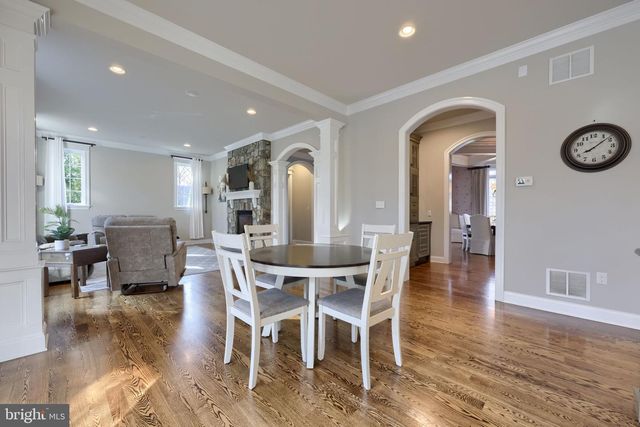 521 MEETINGHOUSE RD, Gap, PA 17527