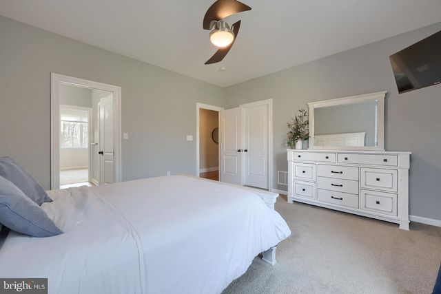 521 MEETINGHOUSE RD, Gap, PA 17527