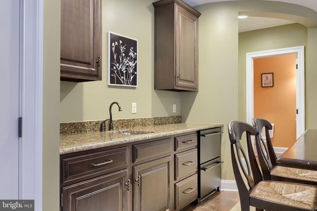 521 MEETINGHOUSE RD, Gap, PA 17527