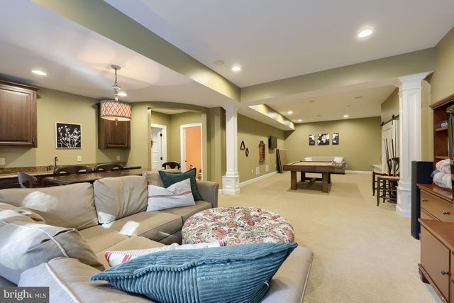 521 MEETINGHOUSE RD, Gap, PA 17527