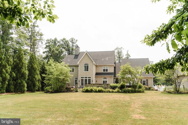 521 MEETINGHOUSE RD, Gap, PA 17527
