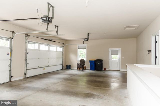 521 MEETINGHOUSE RD, Gap, PA 17527