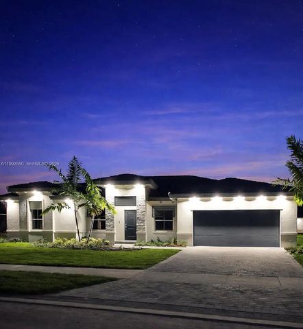 19303 SW 132nd Path, Miami, FL 33177