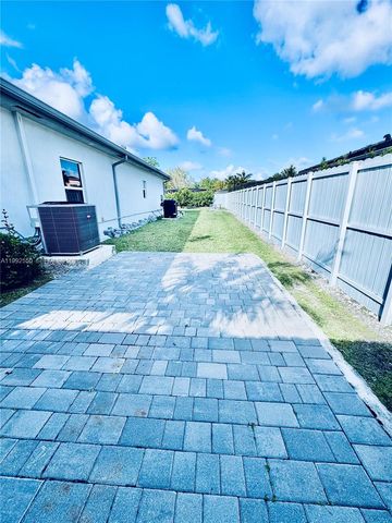 19303 SW 132nd Path, Miami, FL 33177