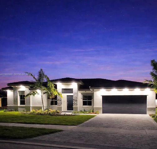 19303 SW 132nd Path, Miami, FL 33177