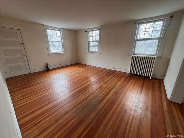 30 Garfield Place, Poughkeepsie, NY 12601