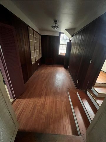 30 Garfield Place, Poughkeepsie, NY 12601