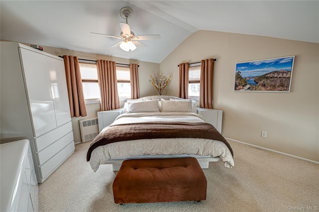 12 Ida Lane, North Babylon, NY 11703