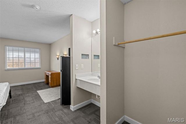 1 Proactive Drive, New Florence, MO 63363