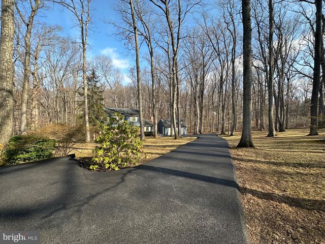 13008 DULANEY VALLEY RD, Glen Arm, MD 21057