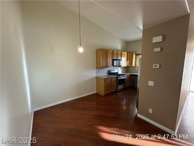 7450 South Eastern Avenue 2118, Las Vegas, NV 89123