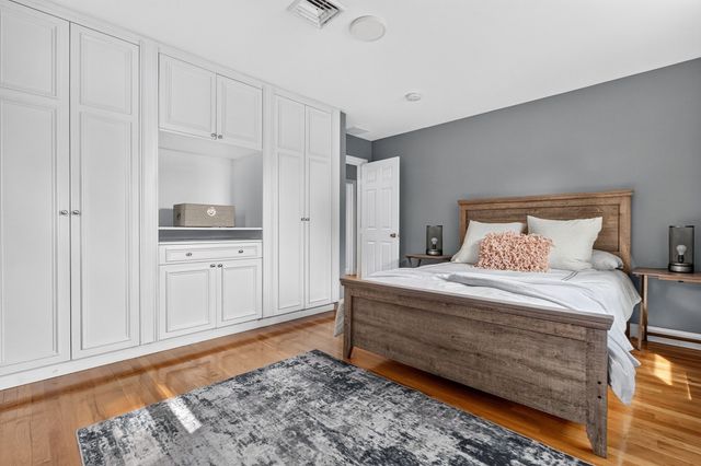 23 Bowdoin St, Malden, MA 02148