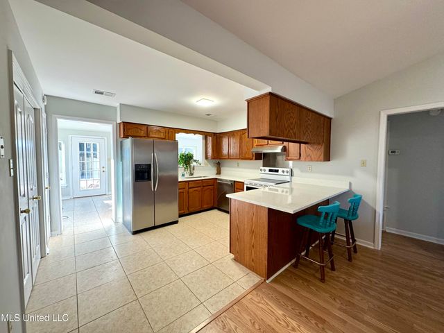 7185 Redfern Drive, Horn Lake, MS 38637