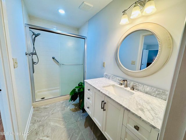 7185 Redfern Drive, Horn Lake, MS 38637