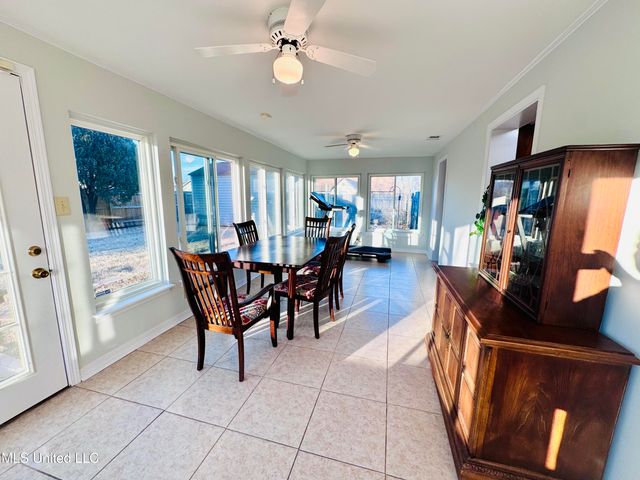 7185 Redfern Drive, Horn Lake, MS 38637