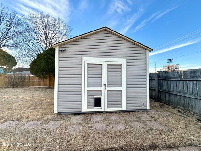 7185 Redfern Drive, Horn Lake, MS 38637