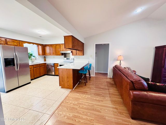 7185 Redfern Drive, Horn Lake, MS 38637