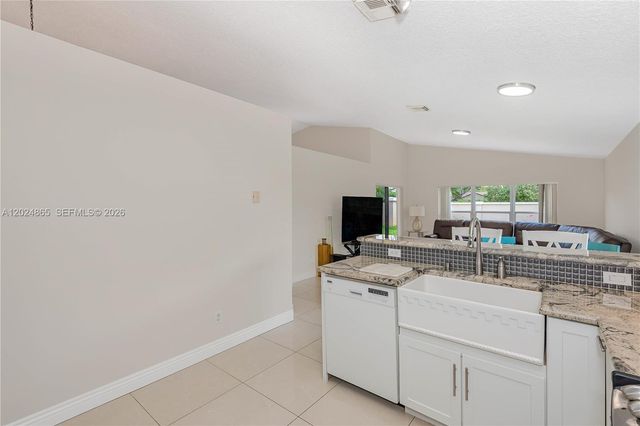16269 SW 6th St, Pembroke Pines, FL 33027