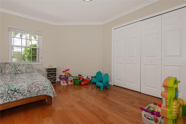16269 SW 6th St, Pembroke Pines, FL 33027