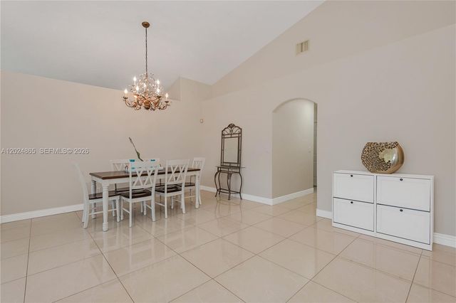 16269 SW 6th St, Pembroke Pines, FL 33027