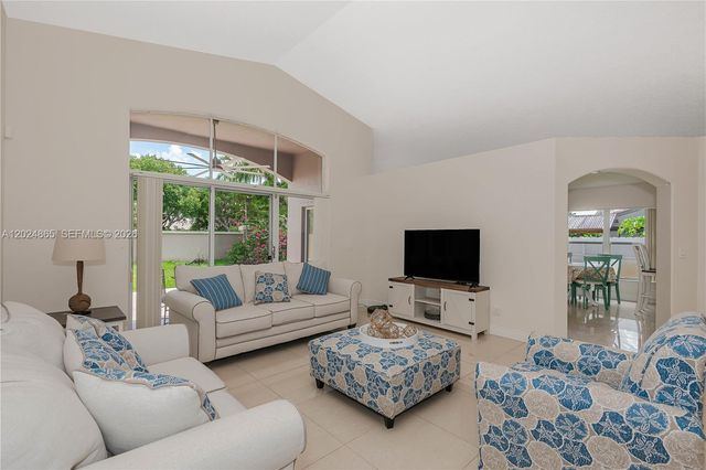16269 SW 6th St, Pembroke Pines, FL 33027