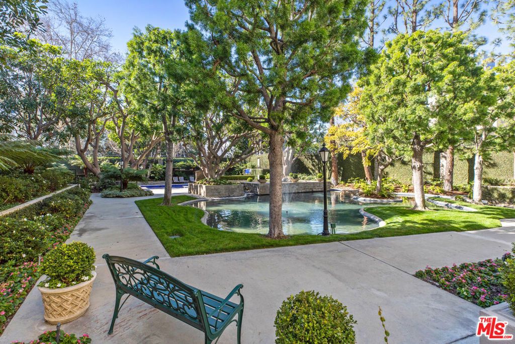 Image 30 of property listing at 10110 Empyrean Way 204, Los Angeles, CA 90067