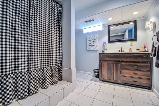 9563 Ward Road, St Paris, OH 43072