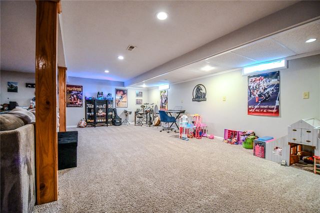 9563 Ward Road, St Paris, OH 43072