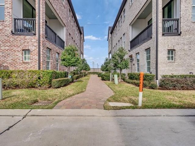 8744 Park Kolbe Lane, Houston, TX 77080