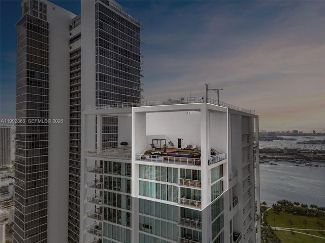 1040 Biscayne Blvd PH-4607, Miami, FL 33132