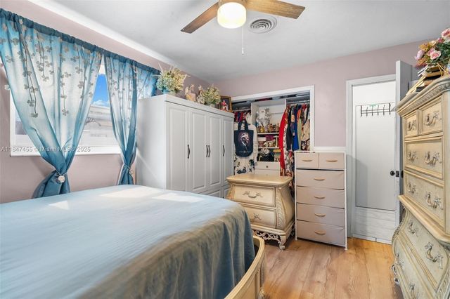 6351 Moseley St, Hollywood, FL 33024