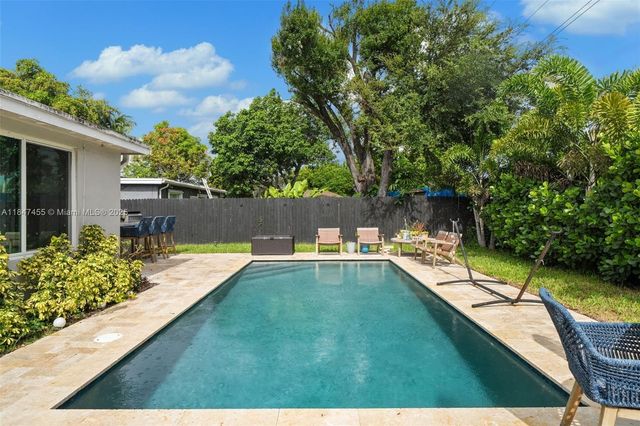 6351 Moseley St, Hollywood, FL 33024