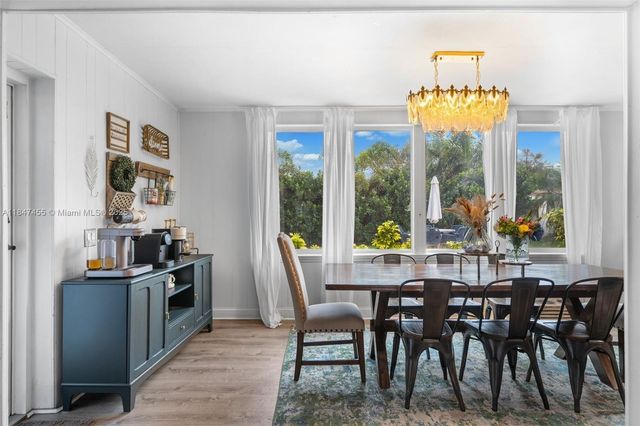 6351 Moseley St, Hollywood, FL 33024