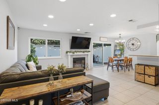 228 Hill Ranch Drive, Thousand Oaks, CA 91362