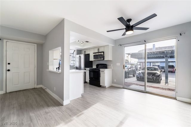 5365 Shake Court 103, Las Vegas, NV 89122