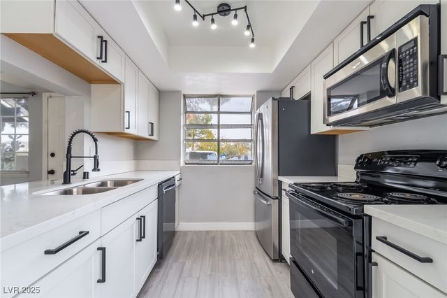 5365 Shake Court 103, Las Vegas, NV 89122