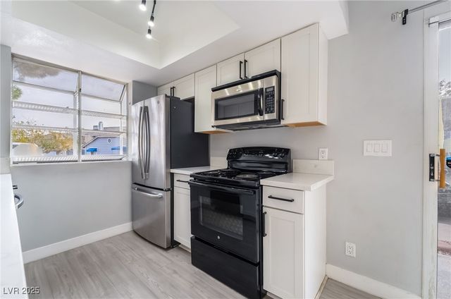 5365 Shake Court 103, Las Vegas, NV 89122