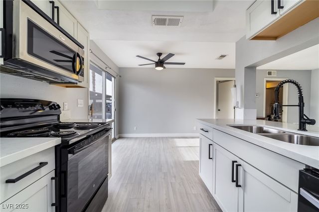 5365 Shake Court 103, Las Vegas, NV 89122