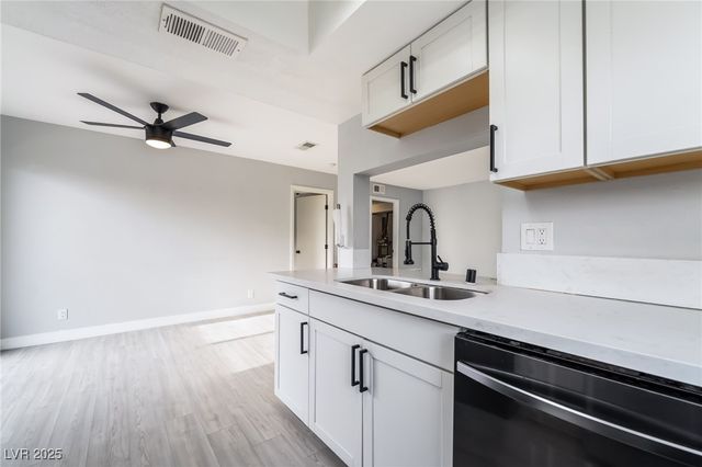 5365 Shake Court 103, Las Vegas, NV 89122