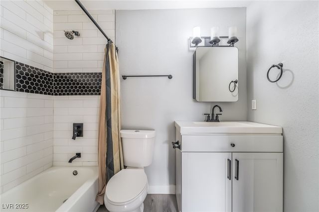 5365 Shake Court 103, Las Vegas, NV 89122