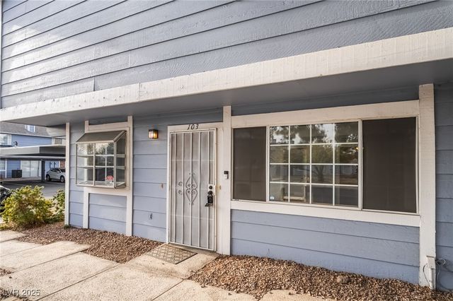 5365 Shake Court 103, Las Vegas, NV 89122