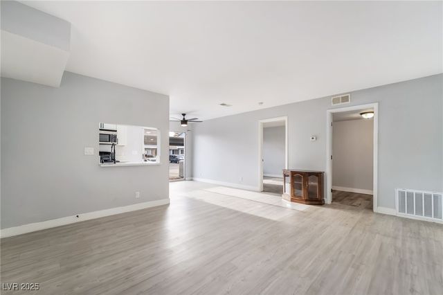 5365 Shake Court 103, Las Vegas, NV 89122