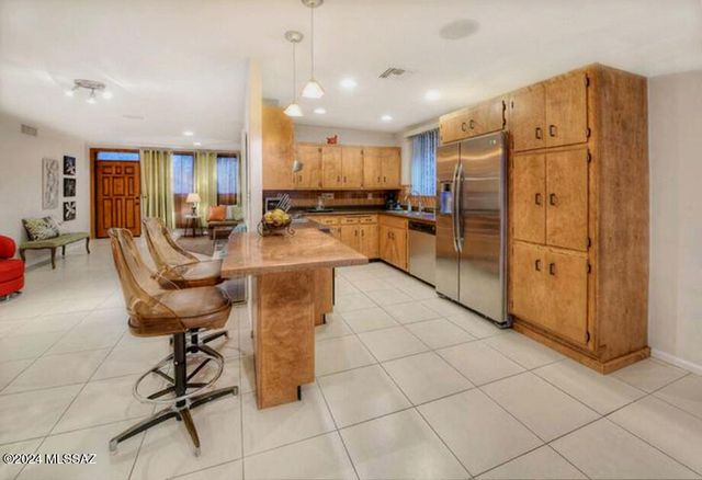 5050 E Julia Street, Tucson, AZ 85711