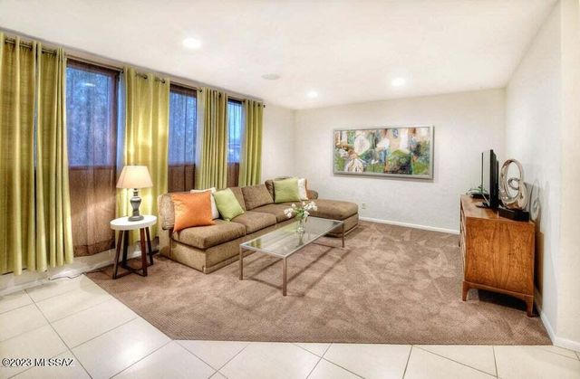 5050 E Julia Street, Tucson, AZ 85711