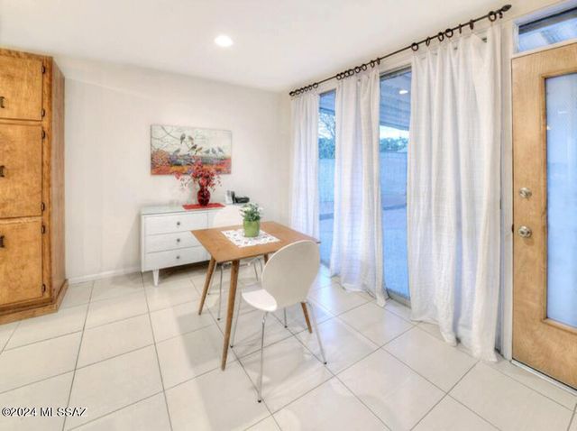 5050 E Julia Street, Tucson, AZ 85711