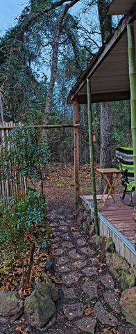 106 Sandy Lane Road, Scroggins, TX 75480