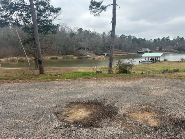 106 Sandy Lane Road, Scroggins, TX 75480