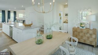 10556 ROUNDSTONE LN, White Plains, MD 20695