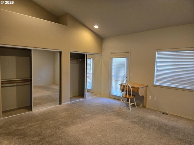 2261 CONDOR Dr, Redmond, OR 97756