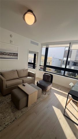 225 N Miami Ave 312, Miami, FL 33128